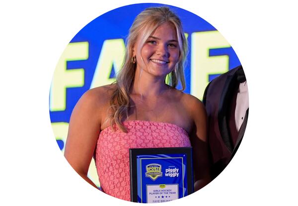 Faye Brunke named northeast Wisconsin's hockey player of the year
